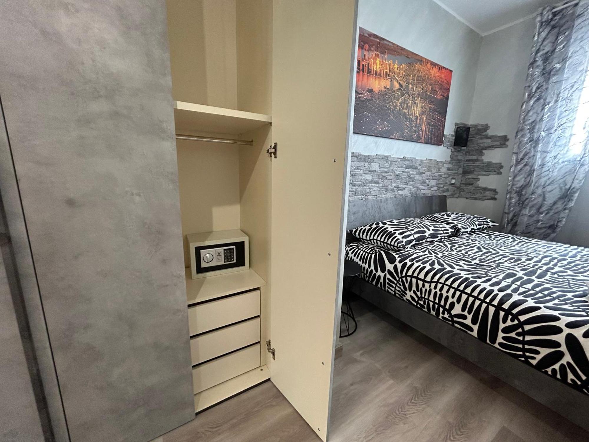 Our Guest House Fiumicino Buitenkant foto